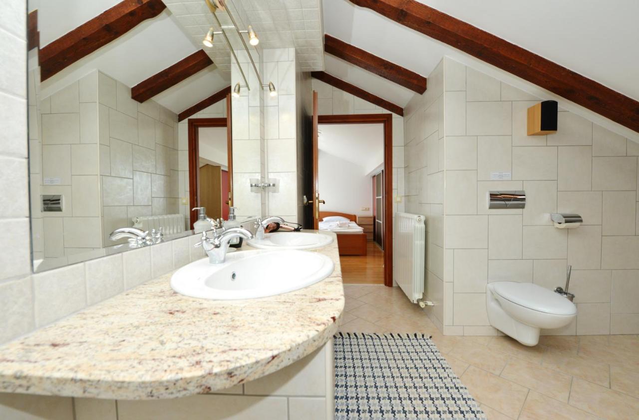 Apartman Barbora Zara Esterno foto