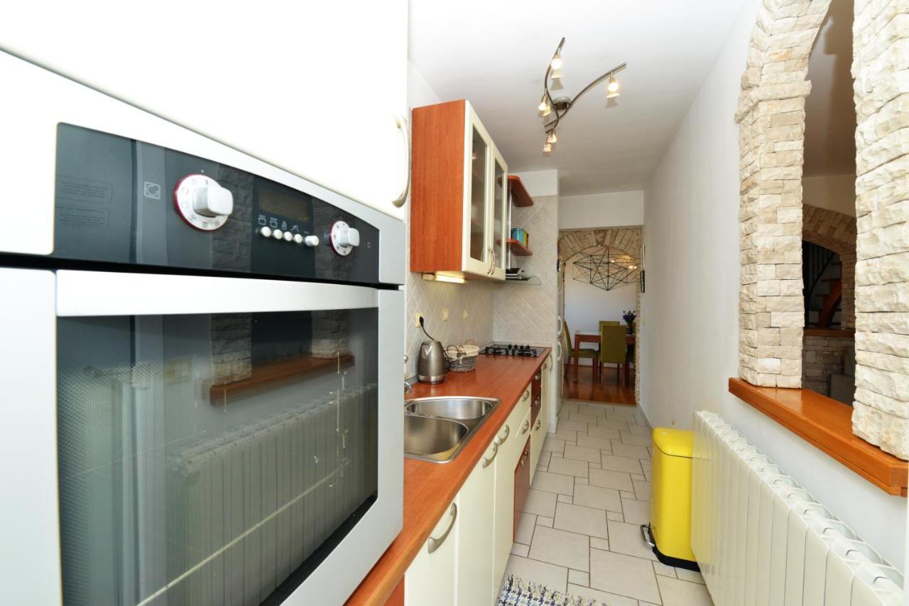 Apartman Barbora Zara Esterno foto